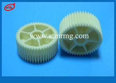 White Plastic NCR Gear Idler 36 Tooth X 18 Komponen ATM Wide 445-0587793 445-0611654